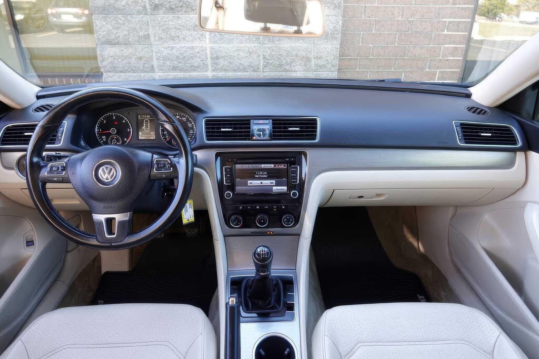 2015 Volkswagen Passat 2.0L TDI SE