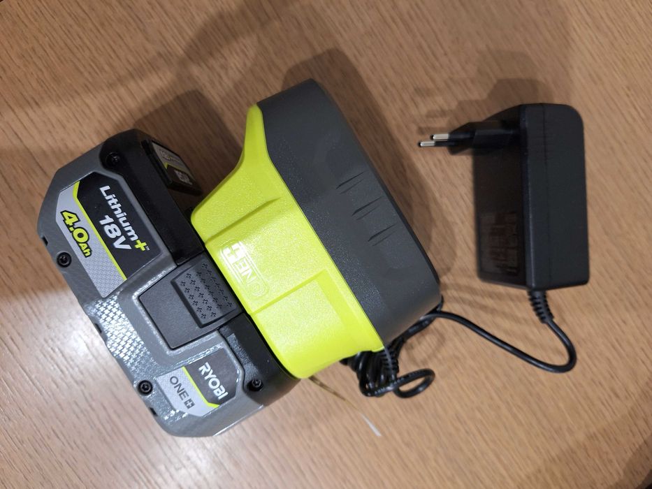 RYOBI nowy zestaw - akumulator plus ładowarka.