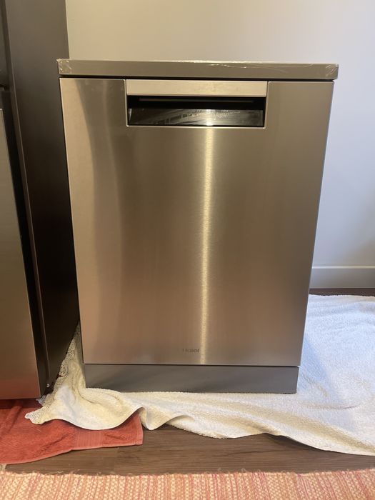 Máquina de Lavar Loiça HAIER XF 6C2M1PX (16 Conjuntos - 60 cm - Inox)