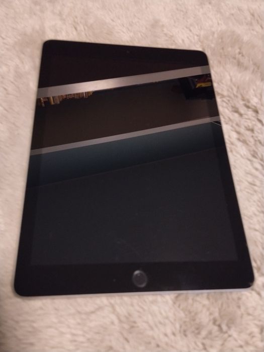 iPad (6 generacja) wifi 32 gb