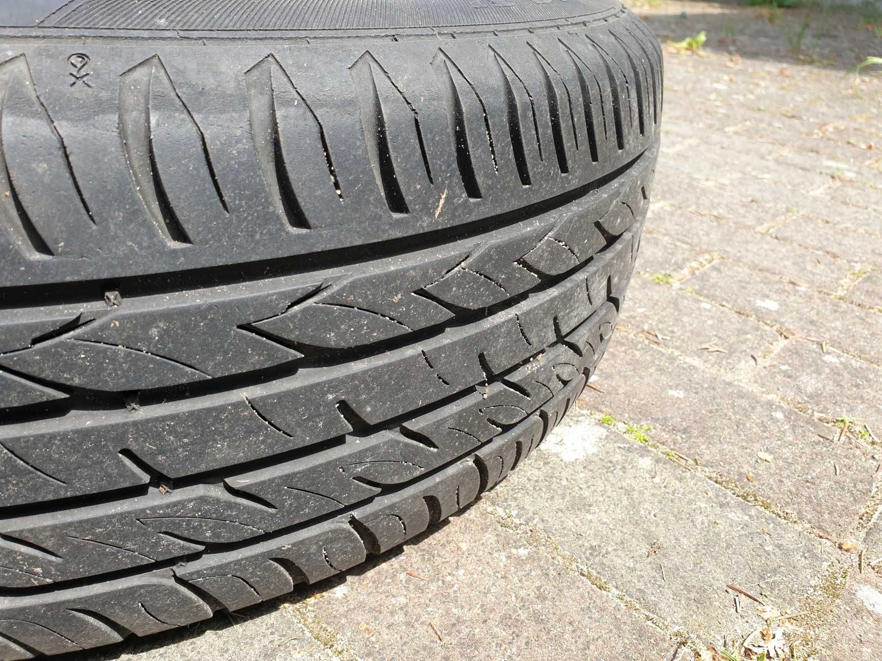 Opony letnie  205/55 r16 stan DST CZTERY SZTUKI całe koła felgi Ford