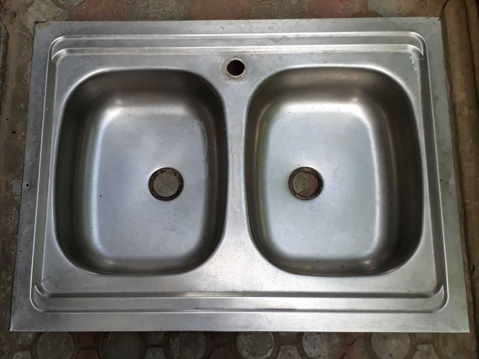 Мойка кухонная 2-х секционная 60х80см  нержавейка б/у