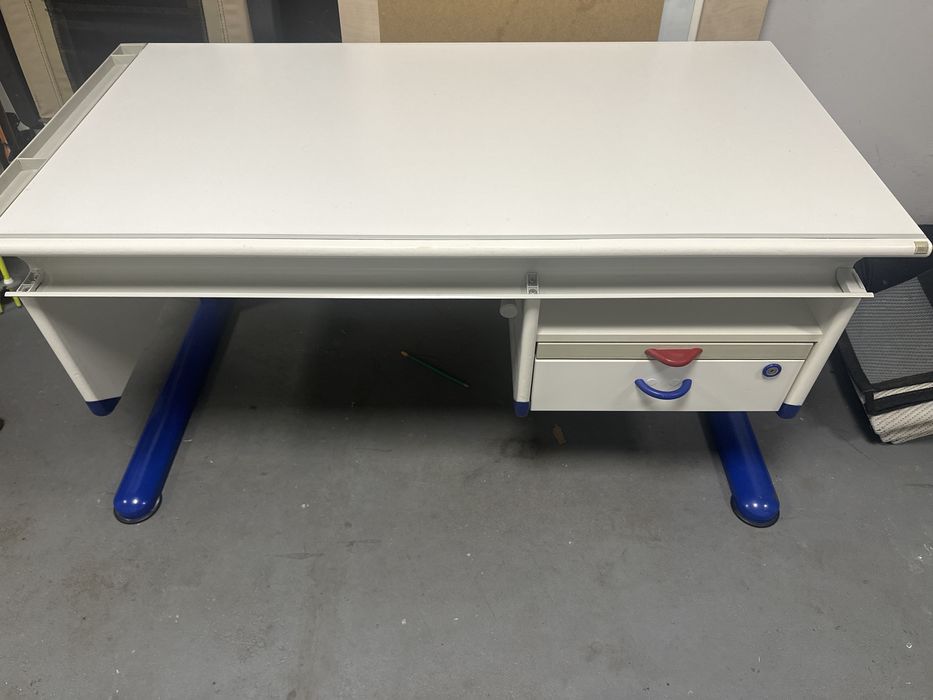 Biurko Moll dzieciece regulowane