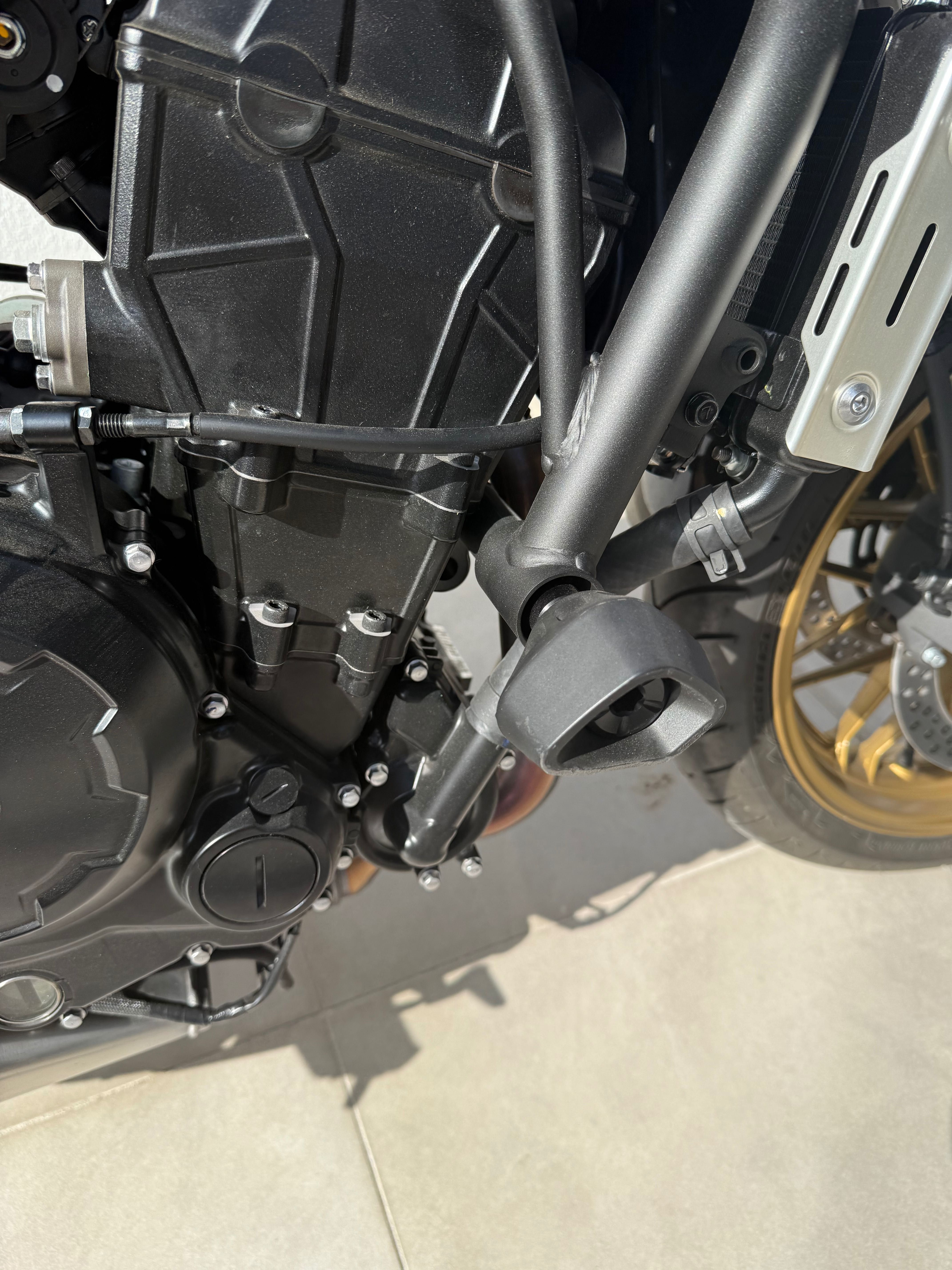 Kawasaki z650rs de 2025