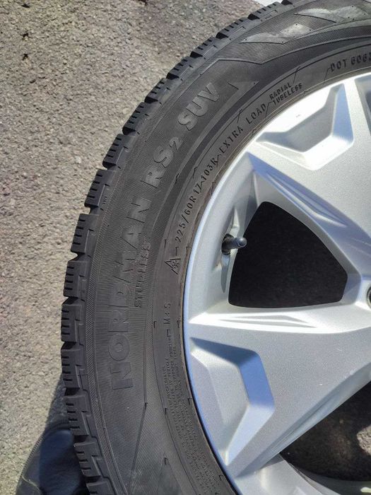 Шини NOKIAN Nordman 225/60R17 в комплекті з дисками R17 SUBARU