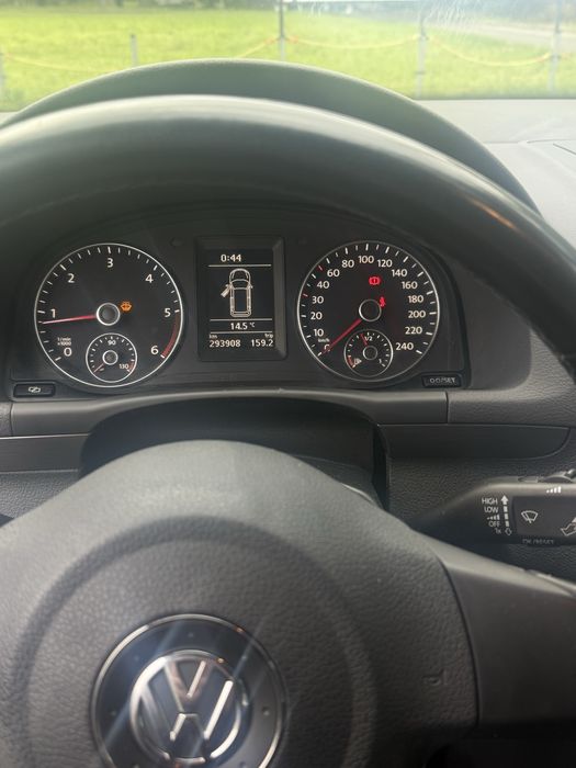 VW Touran 7-osobowy