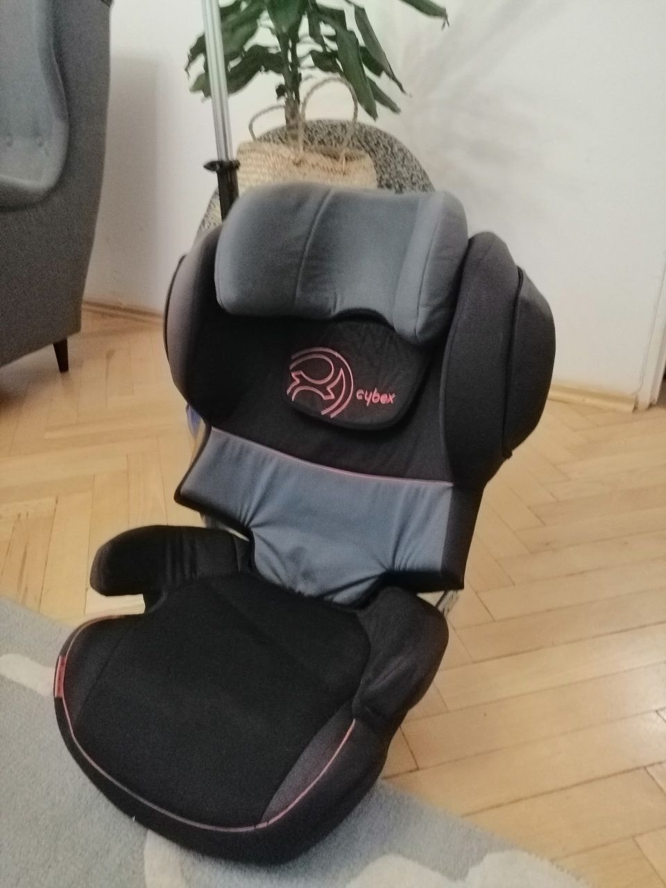 Cybex juno fix 9-18kg