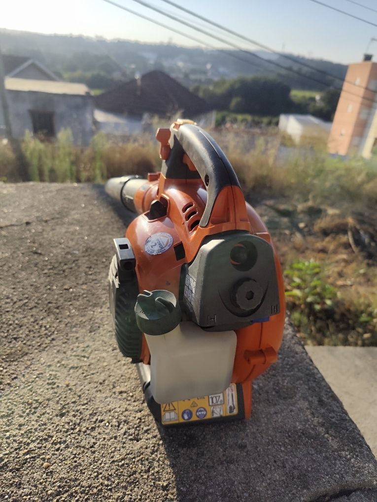 Soprador Husqvarna 125 bvx como novo