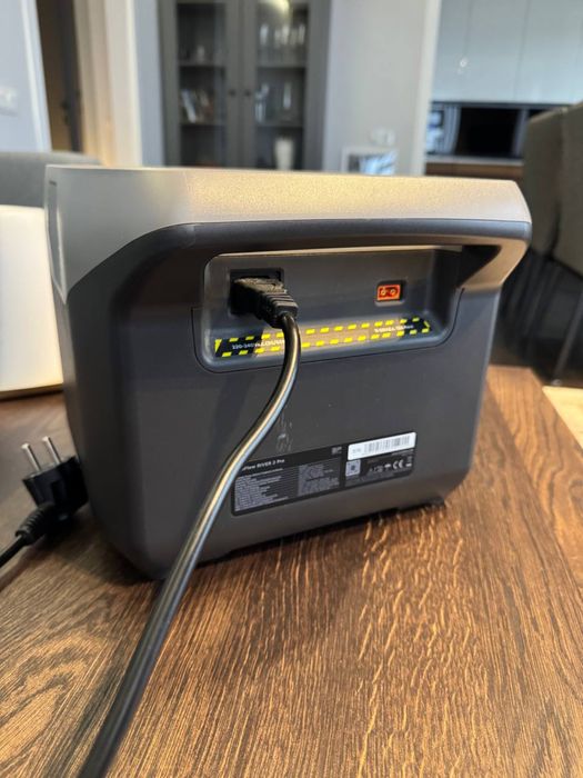 Екофлоу  EcoFlow RIVER 2 Pro.