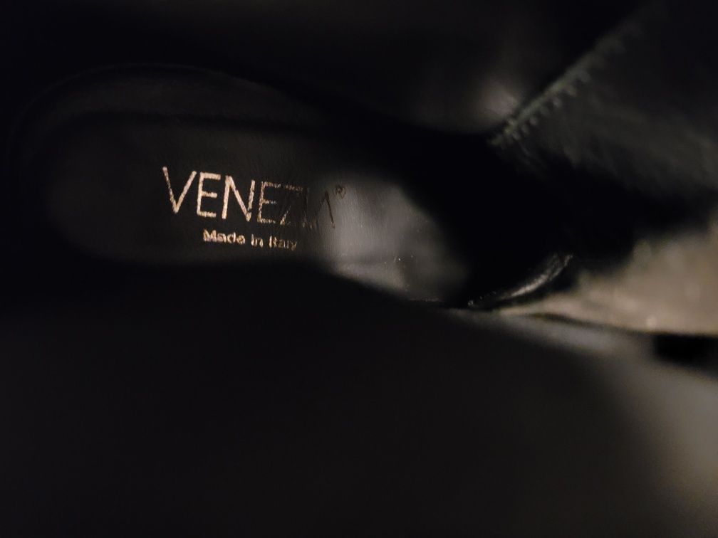 Buty Botki VENEZIA WASH NERO r41
art.: 5952 WASH