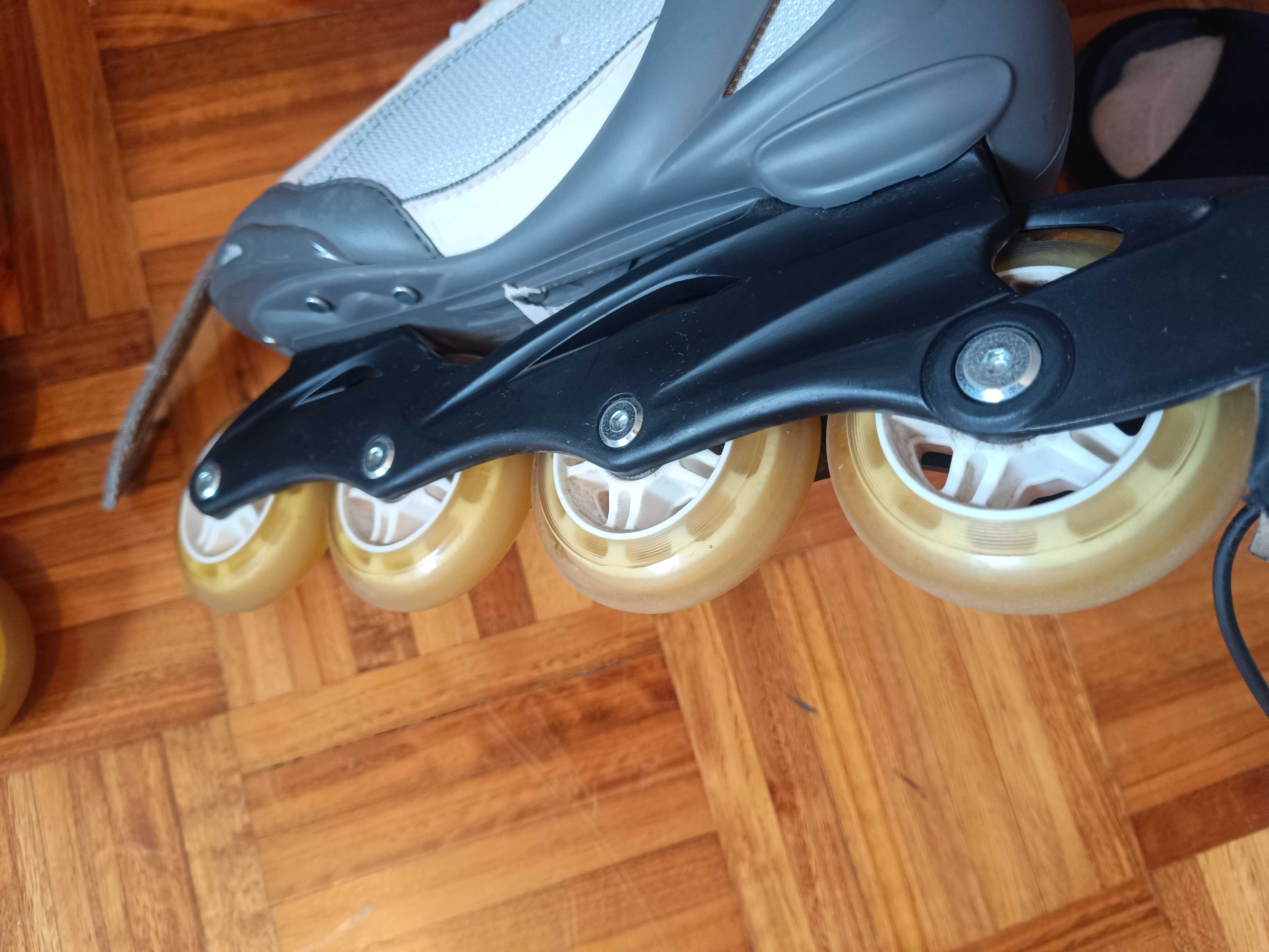 Patins em linia Bladerunner Pro80