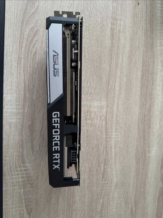 Placa Gráfica NVIDIA GeForce RTX 3060 Ti 8GB GDDR6 – Excelente estado!