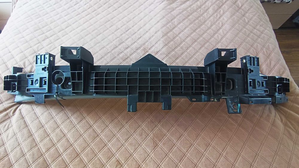 Підсилювач переднього бампер Chevrolet Equinox EV 2024 2025