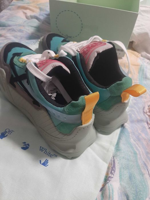 Кросівки off-white