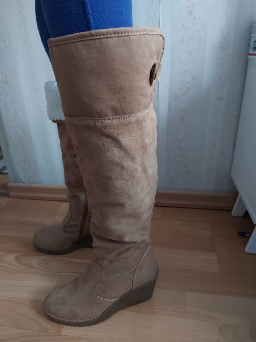 Kozaki damskie zamszowe nr 37