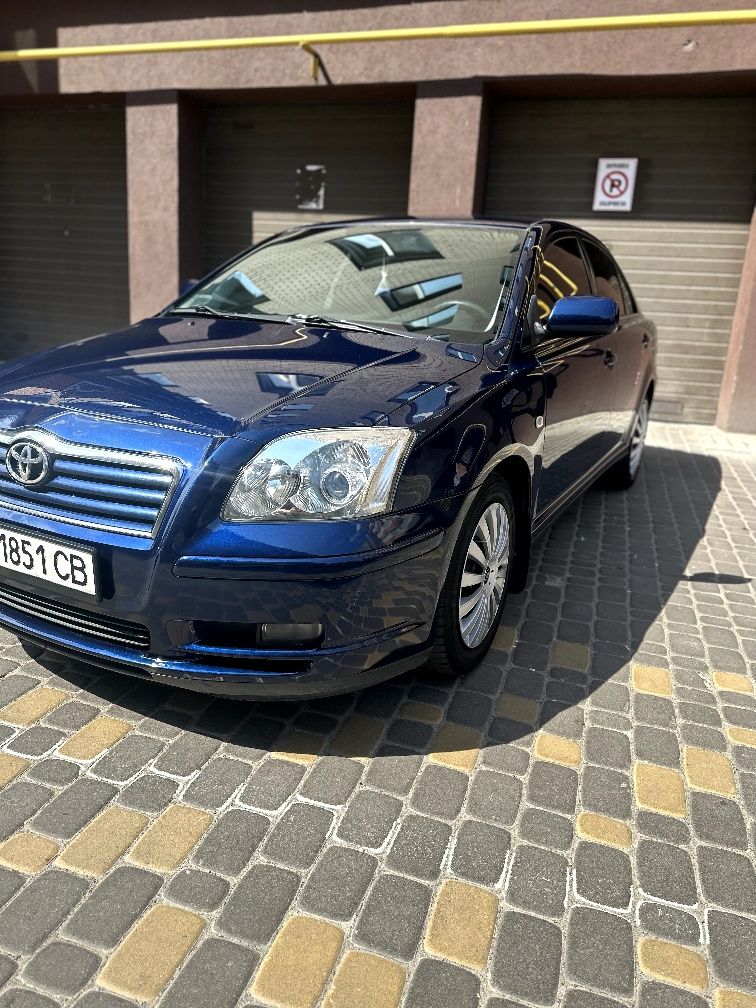 Продам тойоту Avensis