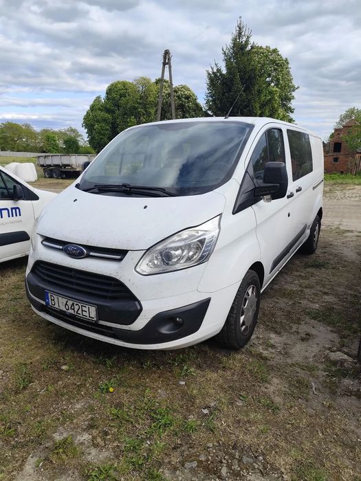 Ford Transit Custom  Ford Custom brygadówka 6 osobowa, hak