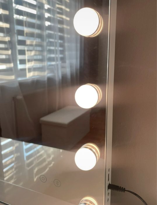 Lustro do makijażu LED w stylu Hollywood 800x580mm