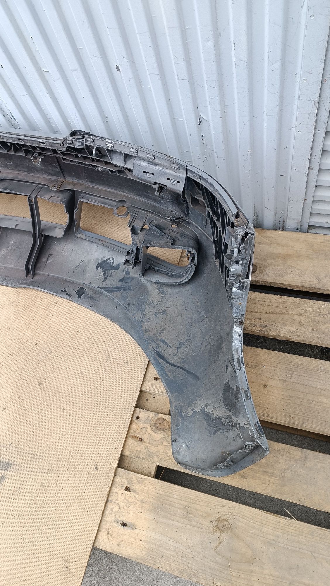 Vendo parachoque de frente Audi A6 C5 ano 1998/2004