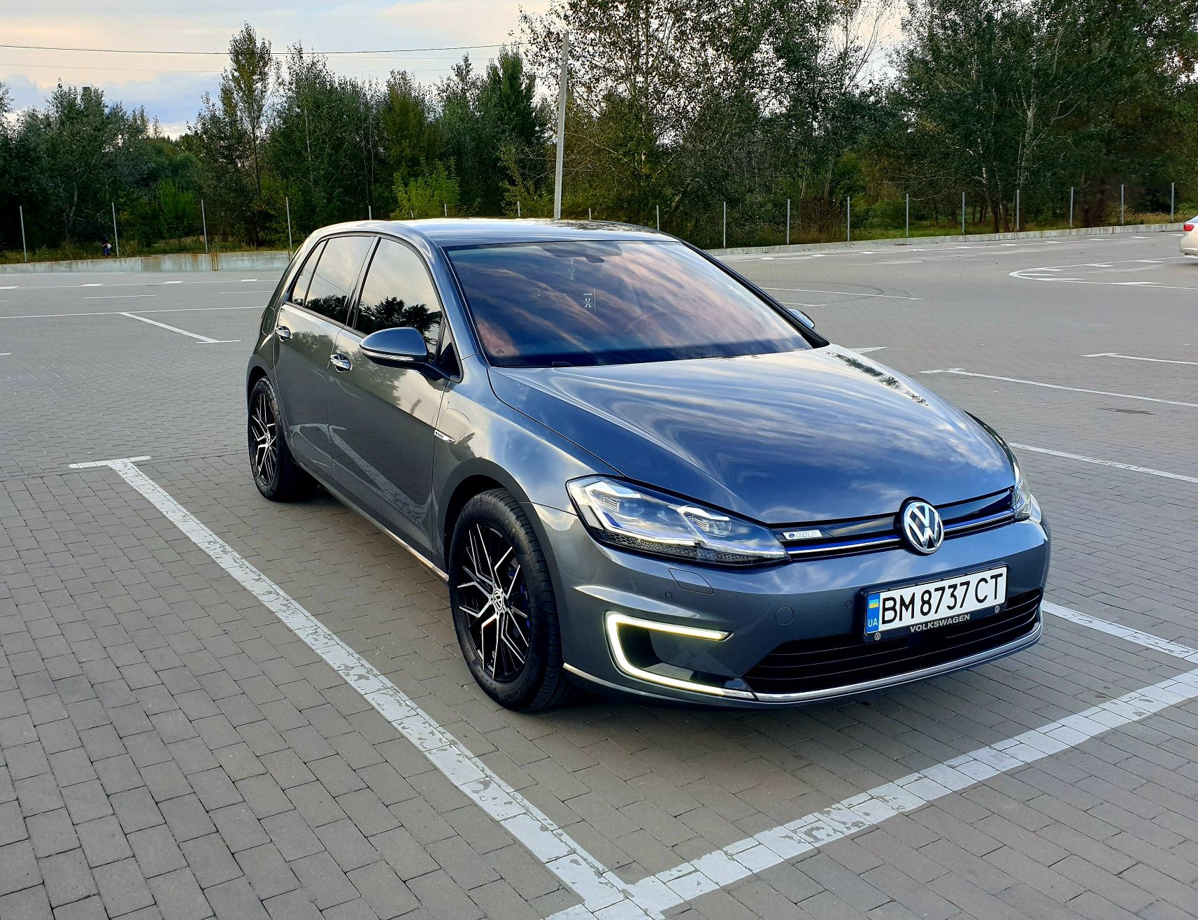 Volkswagen E-Golf, електричка, електромобиль,  E-Golf,