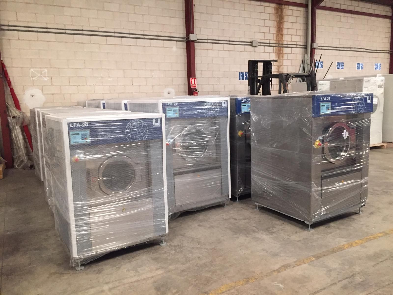 Alugamos equipamentos novos para lavandaria industriais e self service