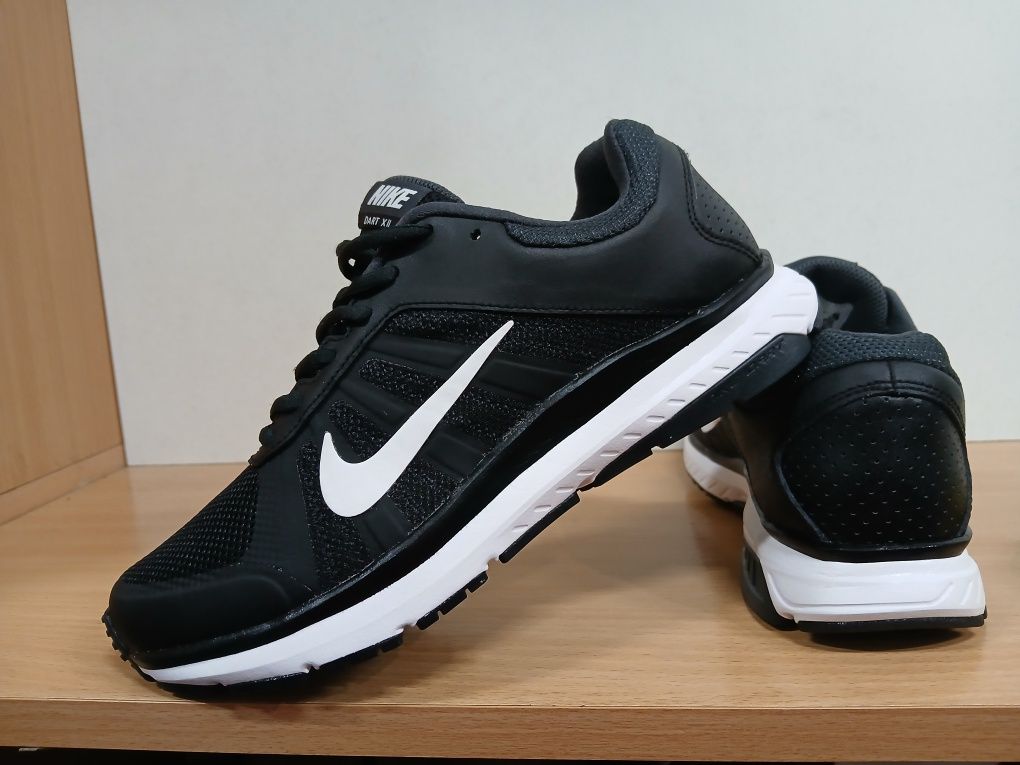 Кросівки 40-39 р 25,5 см Nike  Dart ХІІ Оригінал