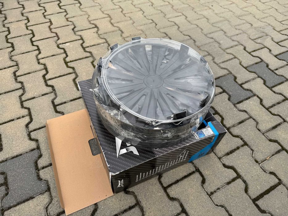 Nowe Kołpaki J-TEC 16"