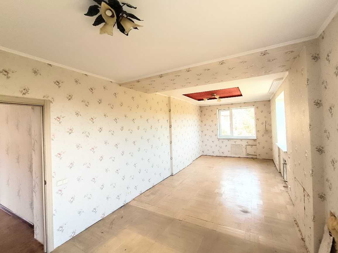 Продам шикарне домоволодіння 345 м2 на В.Данилівці майже даром 188$/м2