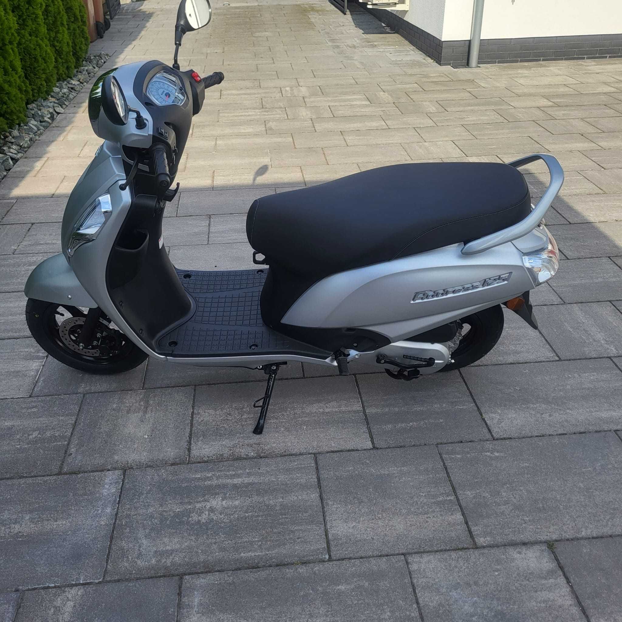 Skuter Suzuki Address 125