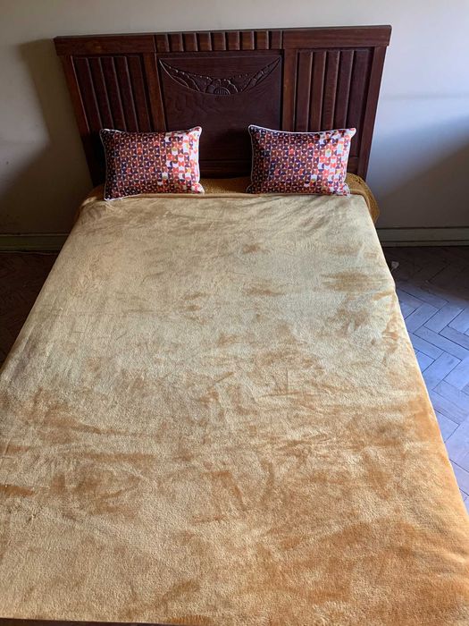 Cama de casal madeira maciça