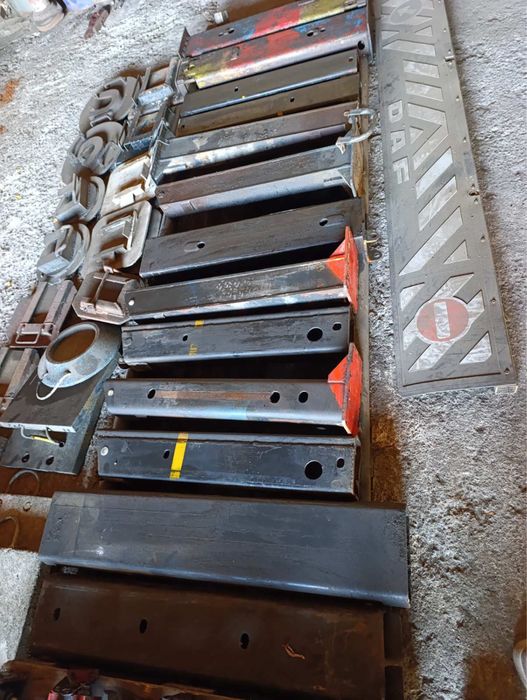 Лапи до крана-маніпулятора