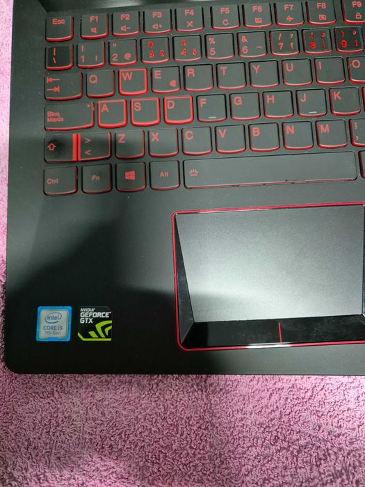 lenovo legion y520 processador i5~7300HQ, a funcionar sem anomalia