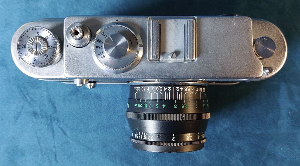 Пленочный фотоаппарат ZORKI 4,с обьективом  JUPITER-8,2/50.СССР,1970е.