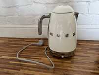 Smeg oryginalny czajnik kremowy regulacja temperatury logo stylowy!