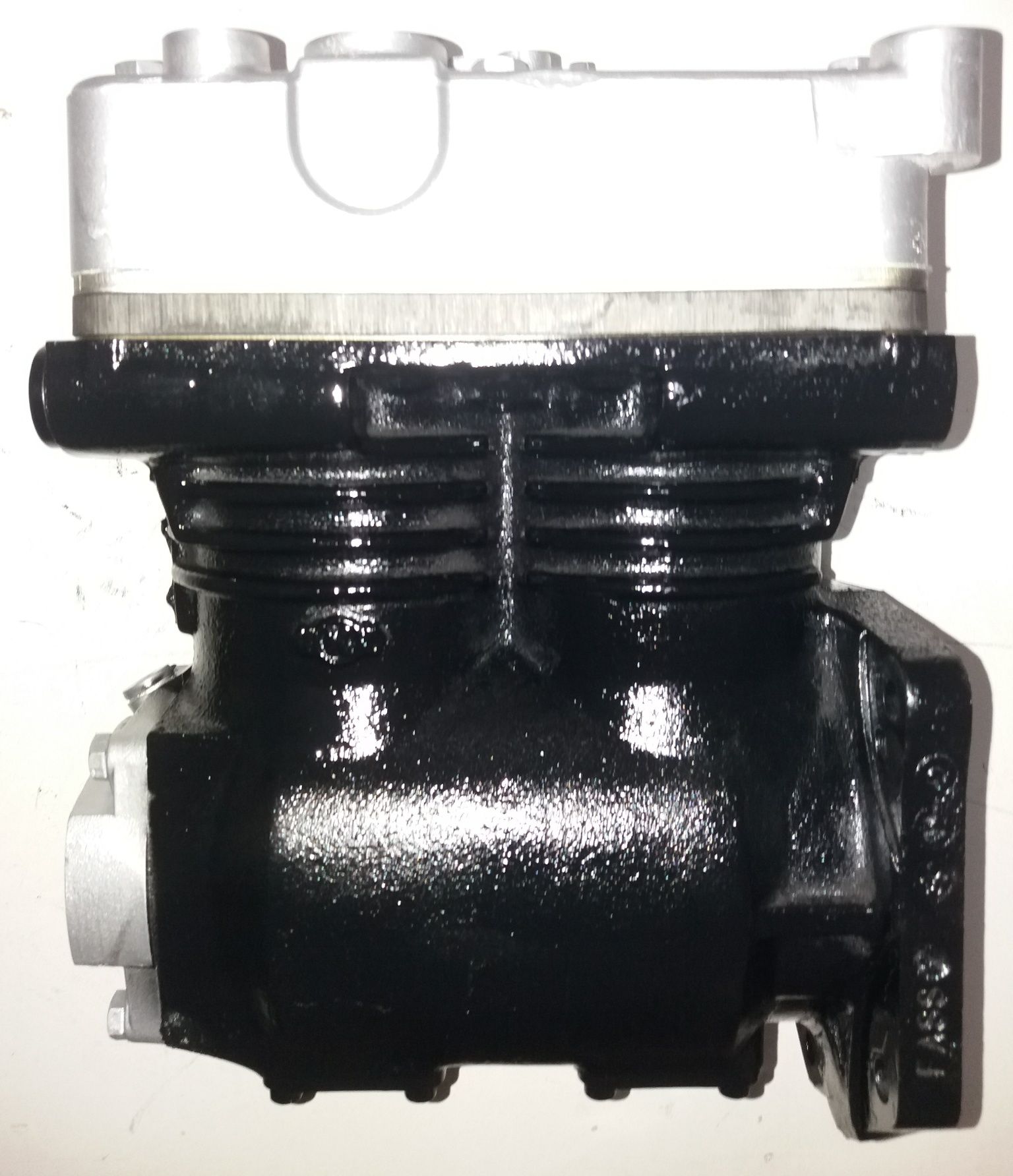 Продам компрессор Knorr-Bremse LK-4965,LK-4941 на SCANIA 4 series