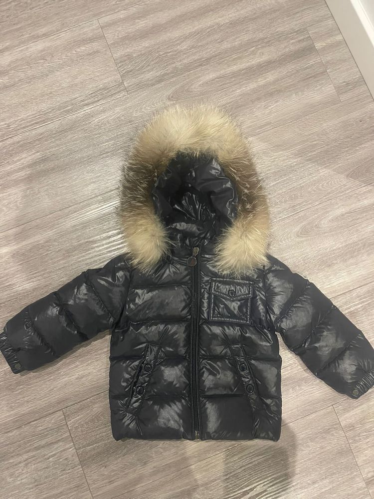 Casaco bebe marca Moncler