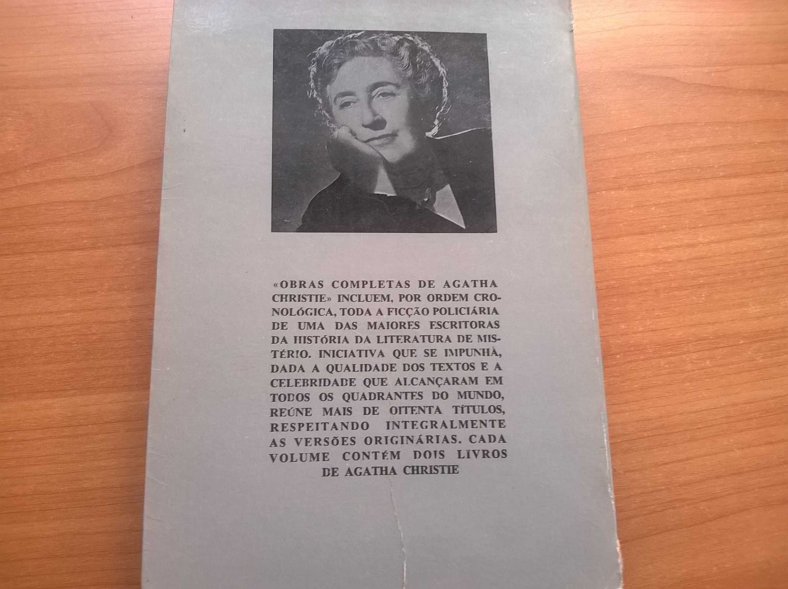 Os Trabalhos de Hércules * Arrastado na Torrente - Agatha Christie