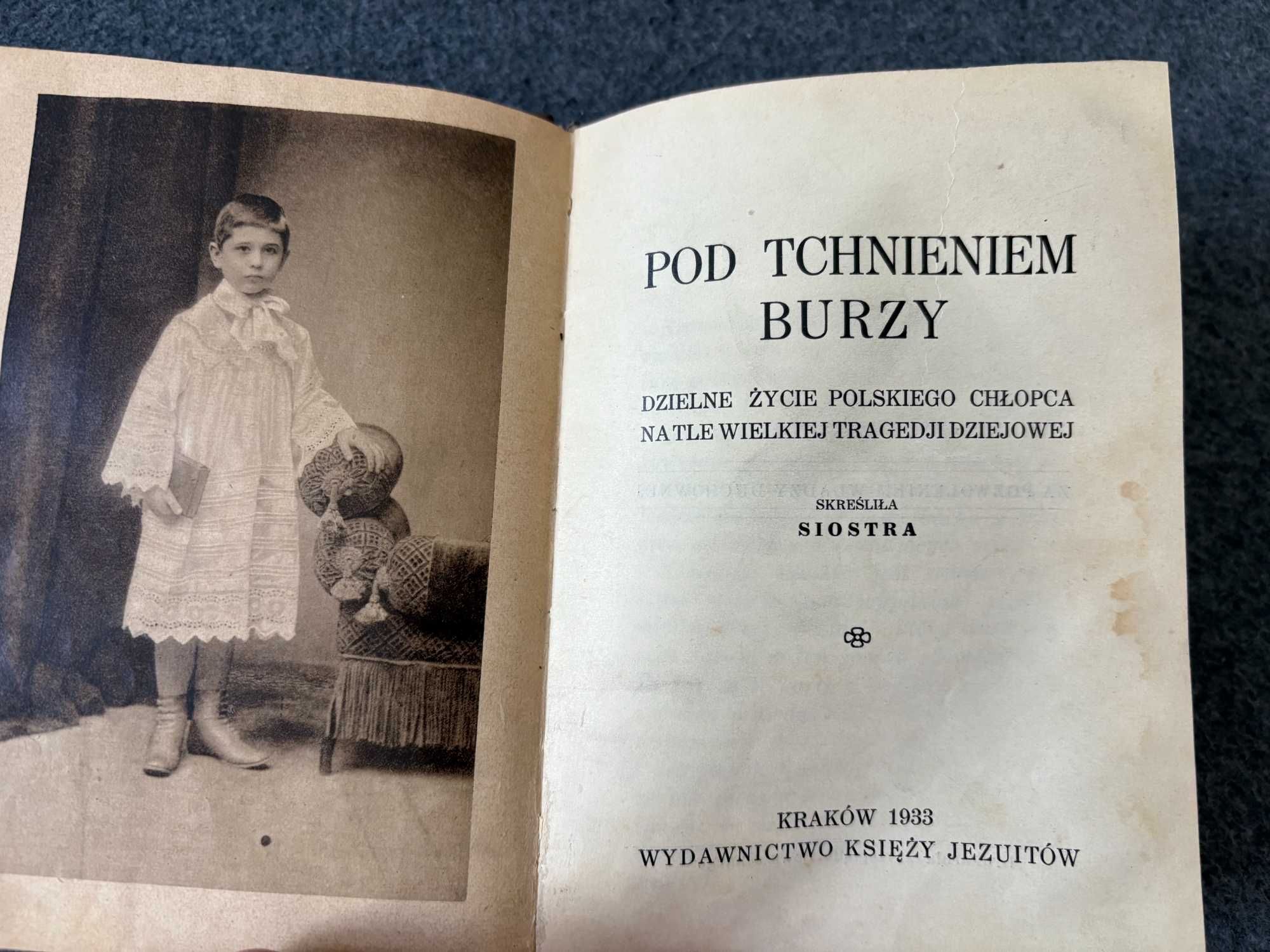"Pod tchnieniem burzy" Julia Dyakowska