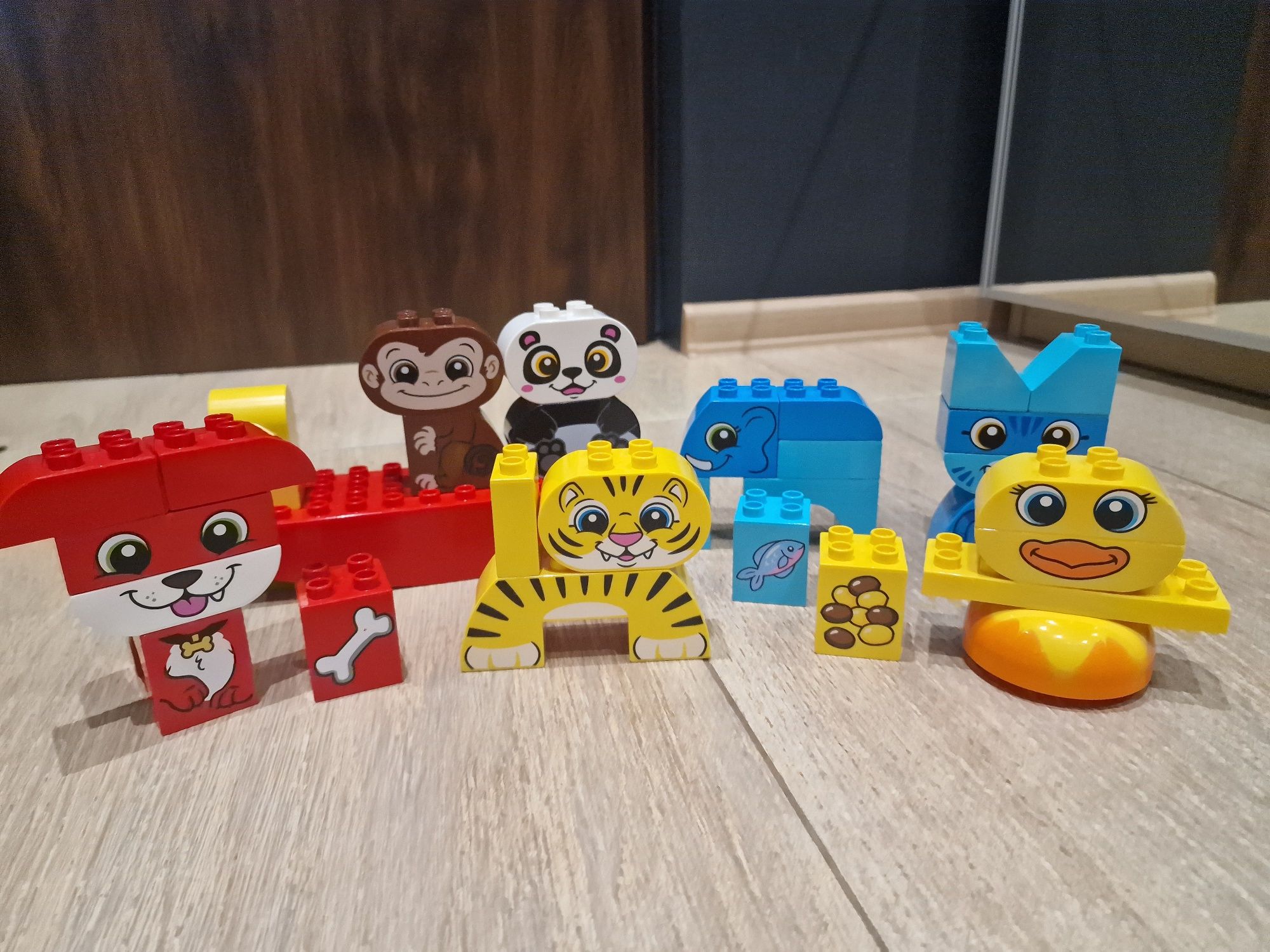 Duzy zestawy Lego duplo dla wiek 1,5r. Jak nowe