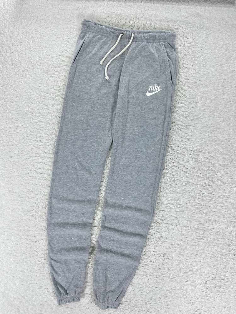 Спортивные штаны Nike tech fleece nsw swoosh спортивні штани