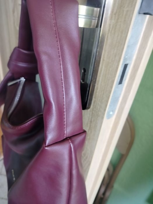 Torebka damska miękka Puccini zamek śliwka burgund nowa