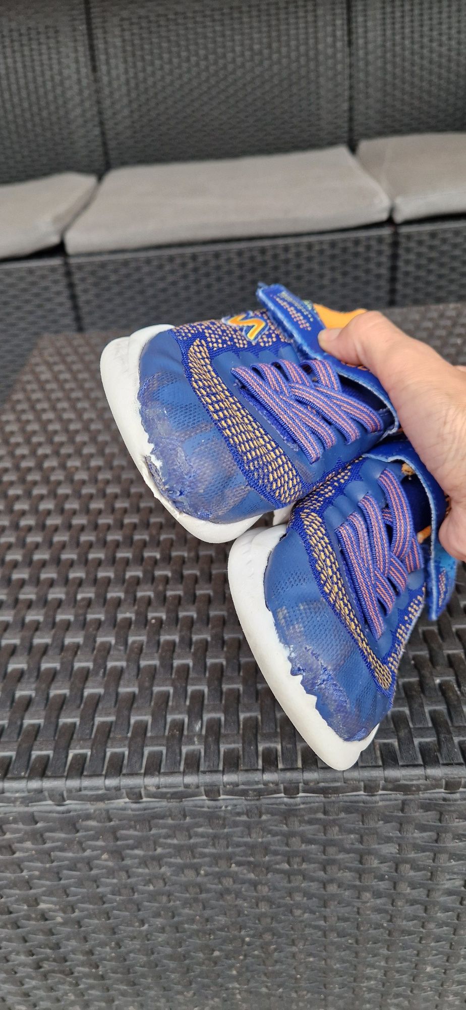 Skechers adidasy r. 33