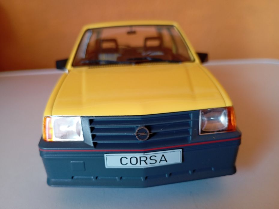 Miniaturas de carros 1.18