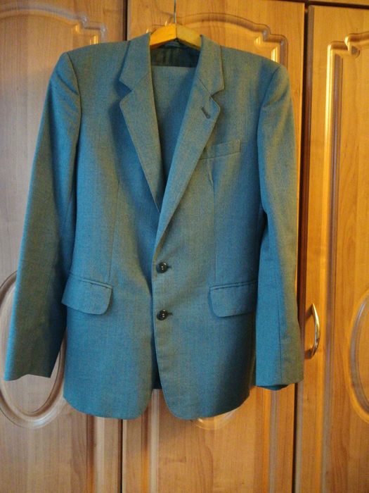 Костюм мужской двойка