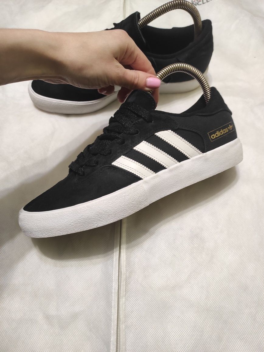 Кросівки Adidas 43р. 27.5см original як нові