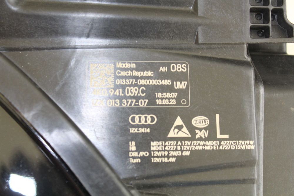 Faróis Dianteiros Full LED Matrix Audi A6 C8 (2018–2022)