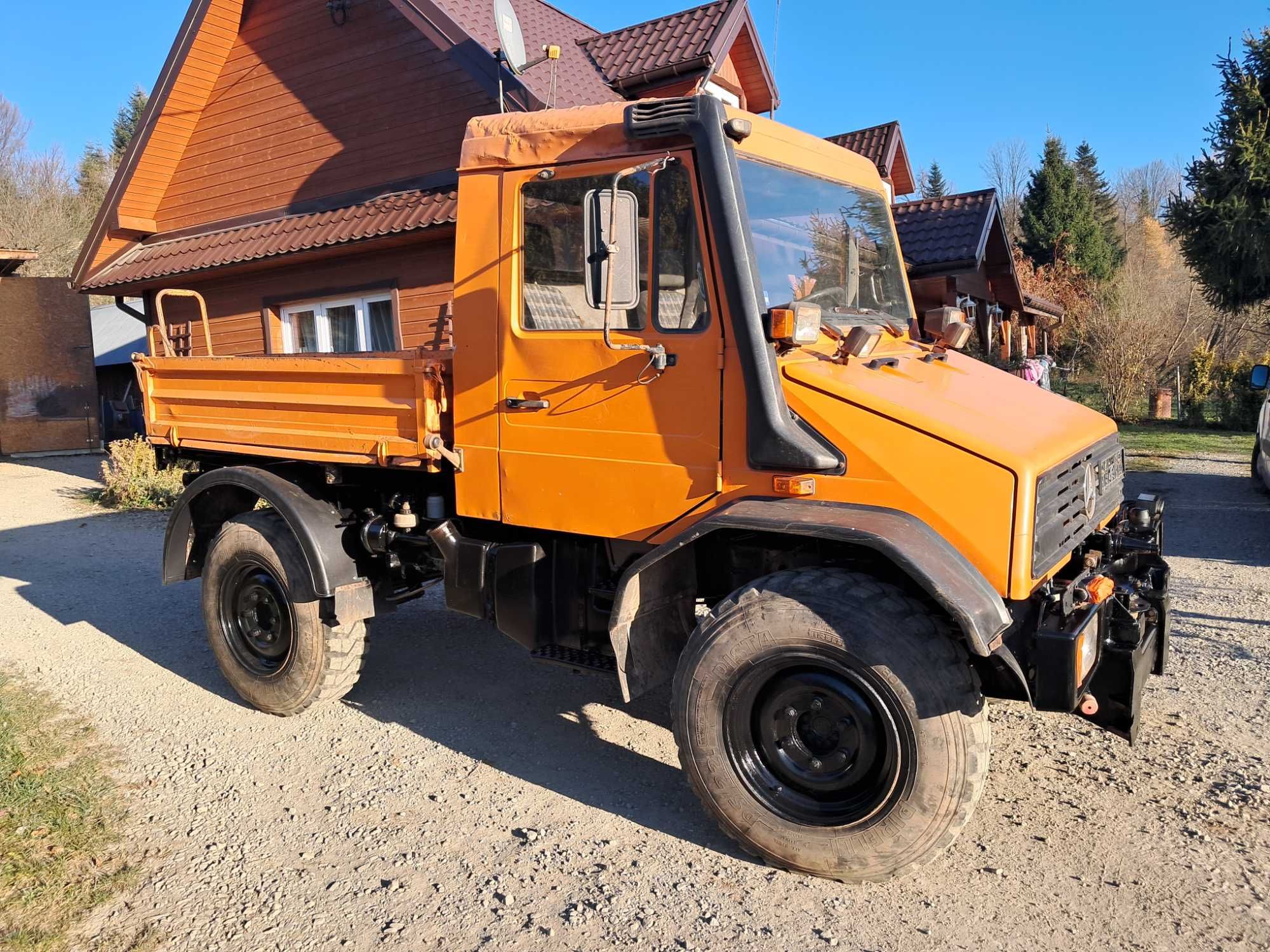 Mercedes - Benz Unimog 418 U90 4x4 wywrotka specjalny