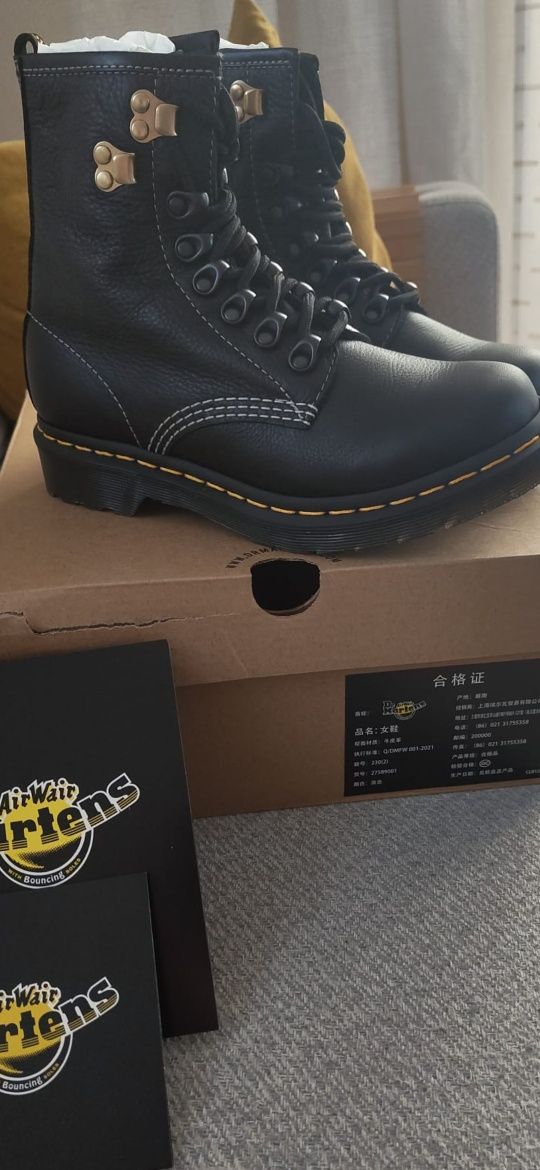 Buty botki trapery za kostkę dr. Martens 1460 hdw black virgina  37