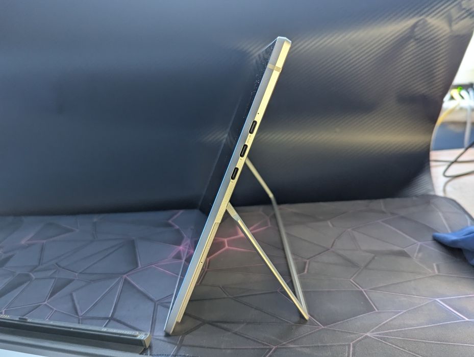 Ноутбук 2 в 1 HP Elite X2 G4