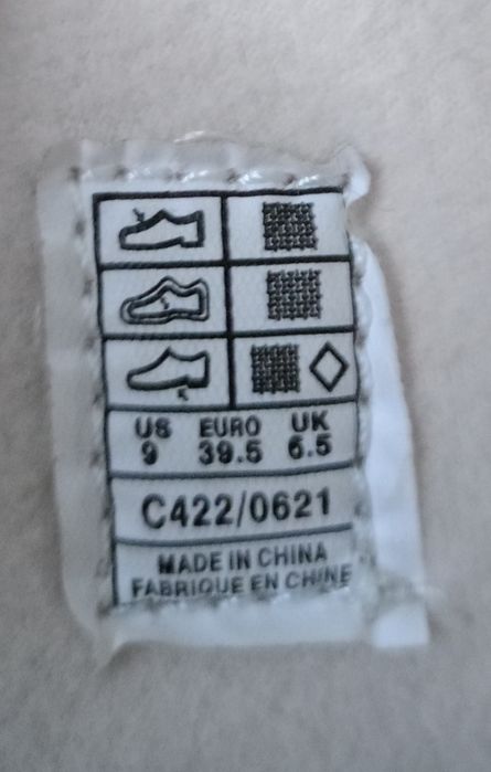 Sprzedam nowe kapcie rozmiar 39.5